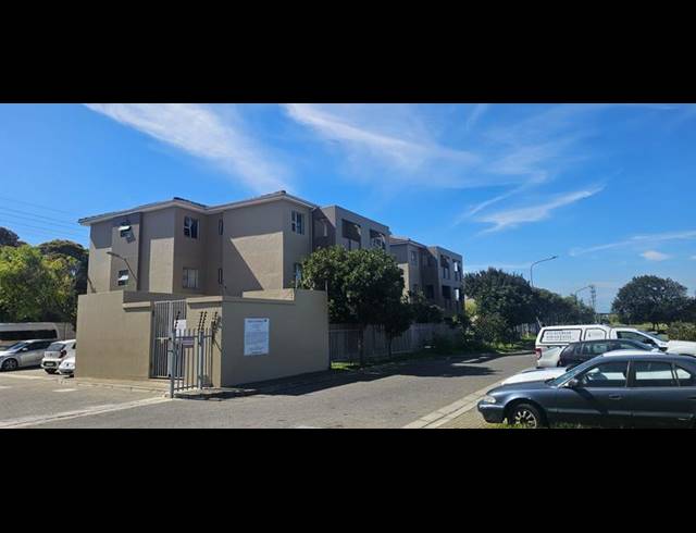 2 BEDROOM APARTMENT FOR SALE IN THORNTON